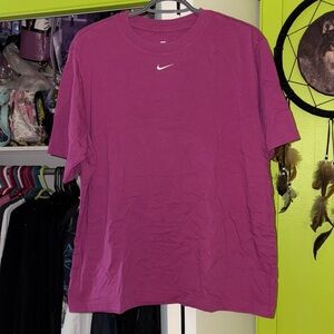 Nike Women Magenta Short Sleeve Tee Logo L